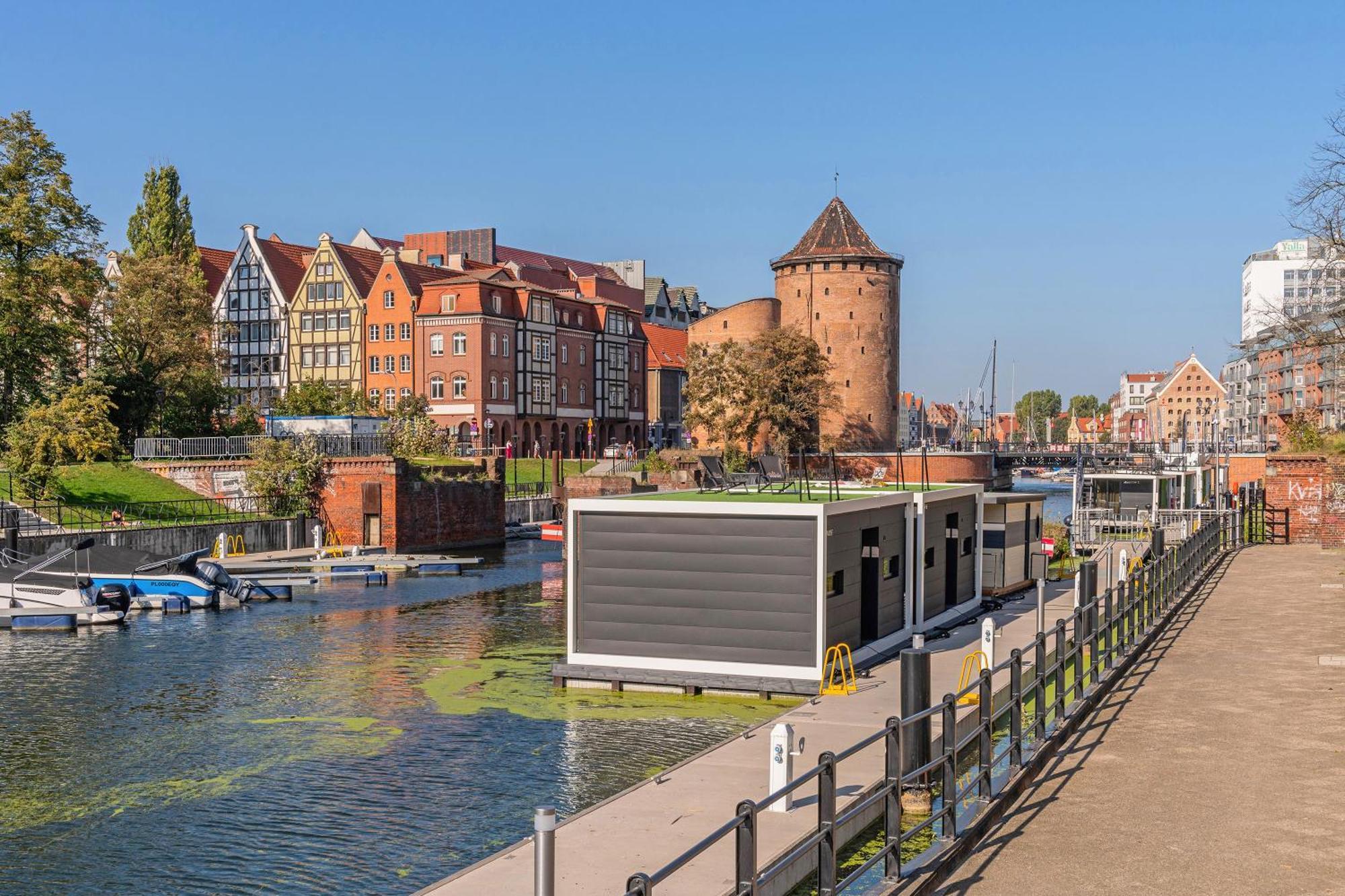 Domy Na Wodzie - La Mare Motlava Houseboats With Sauna By Downtown Apartments Gdansk Ruang foto