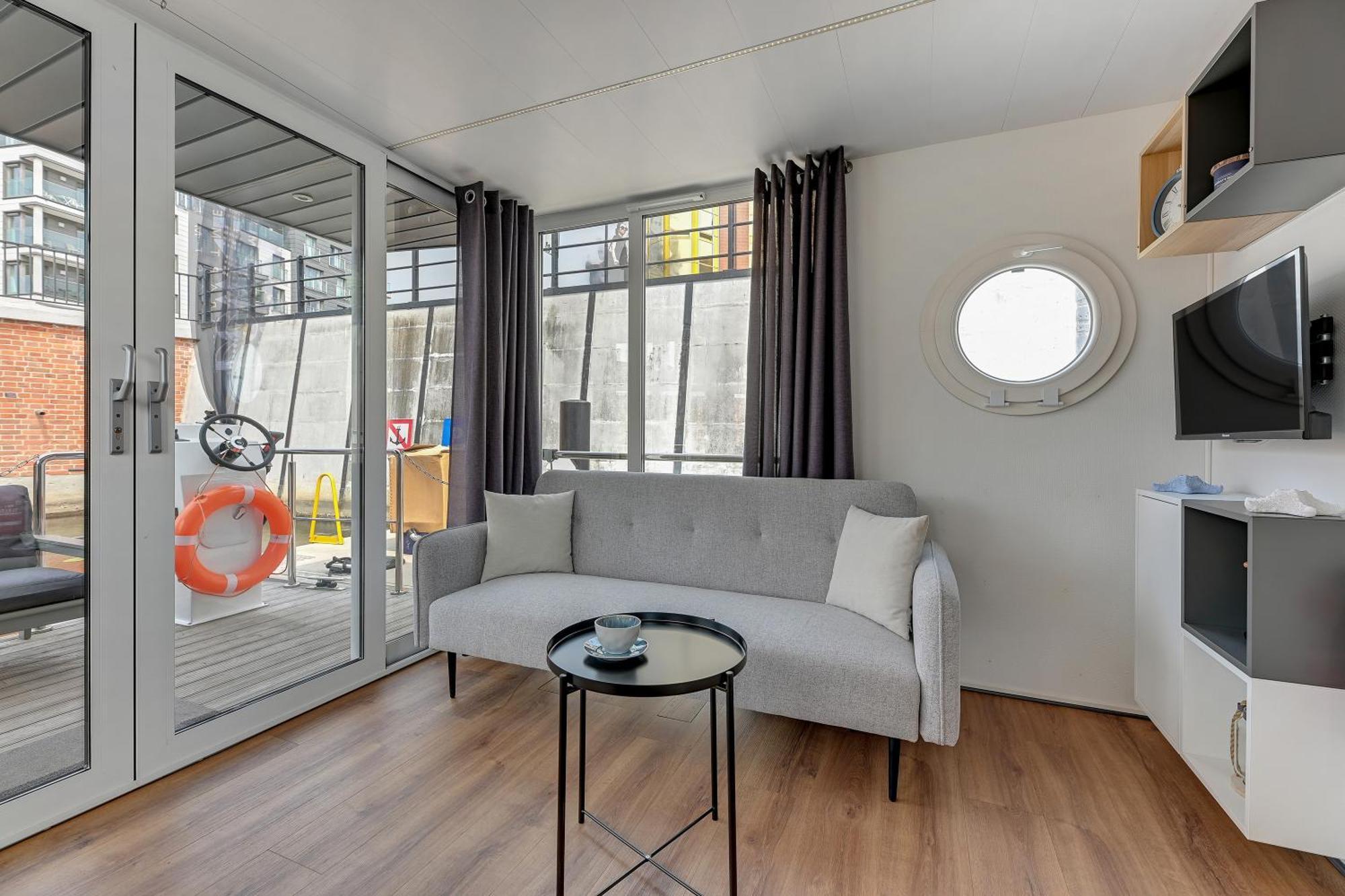Domy Na Wodzie - La Mare Motlava Houseboats With Sauna By Downtown Apartments Gdansk Ruang foto